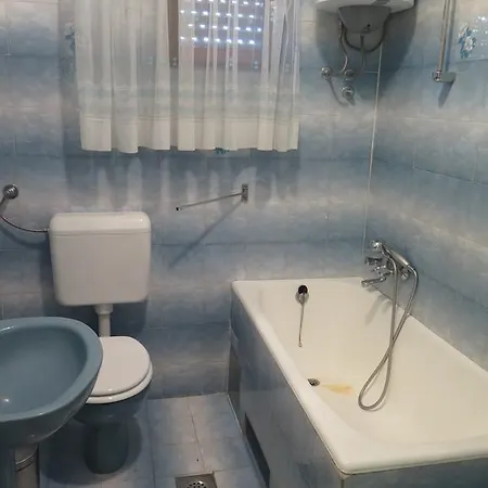 Taja * Primošten